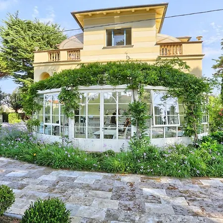 Mazzanta Relais & 3* Vada