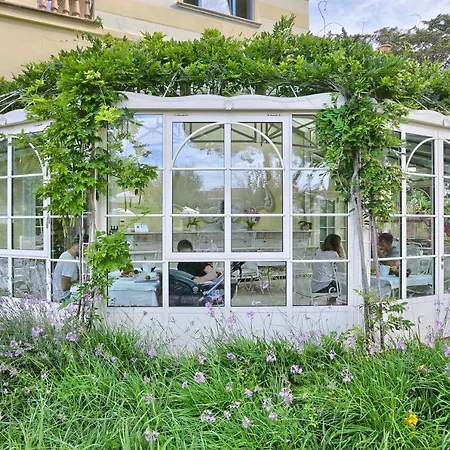 Otel Mazzanta Relais & Vada