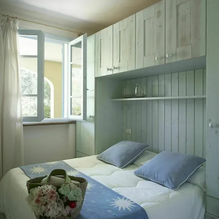 Mazzanta Relais & Aparthotel Vada