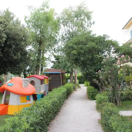 Mazzanta Relais & Aparthotel 3*